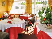 salle_cheval_blanc.jpg